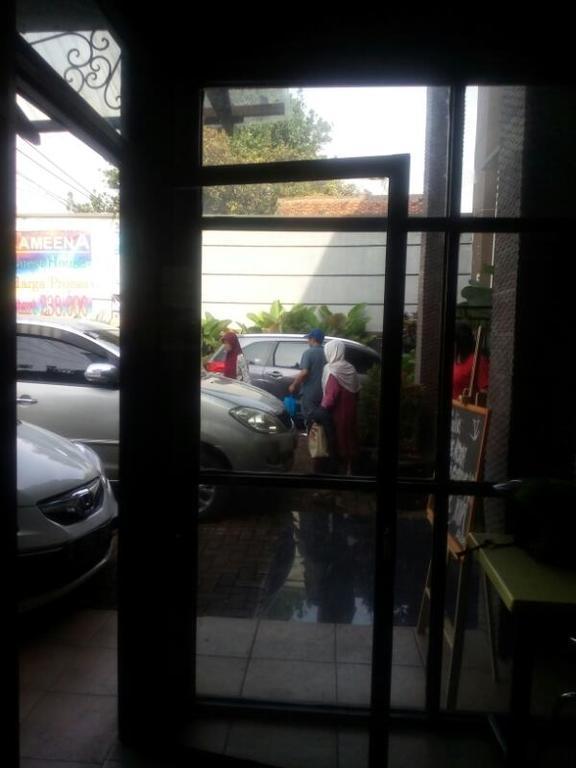 Zameena Guest House Cimahi ภายนอก รูปภาพ