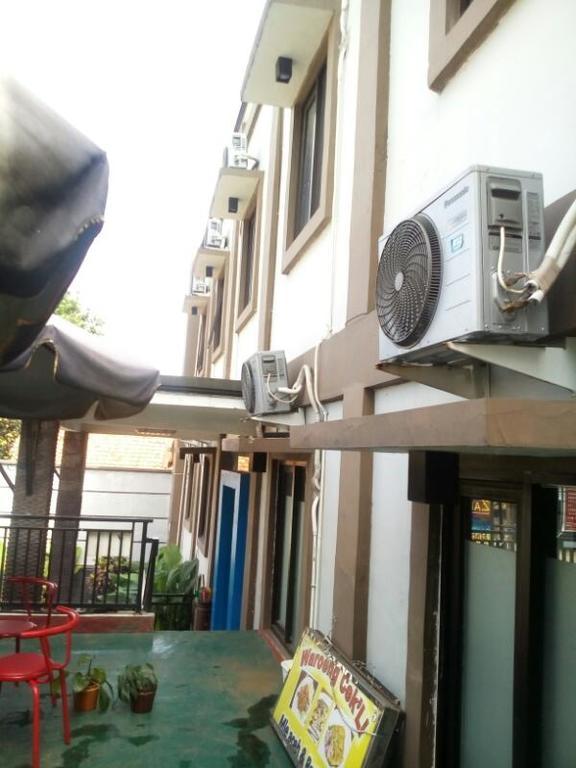 Zameena Guest House Cimahi ภายนอก รูปภาพ