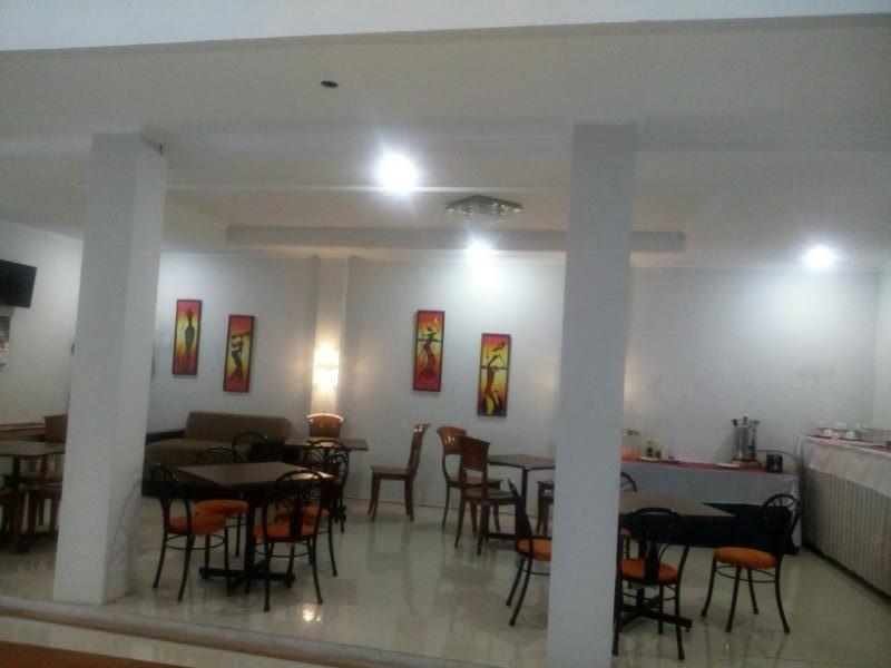 Zameena Guest House Cimahi ภายนอก รูปภาพ